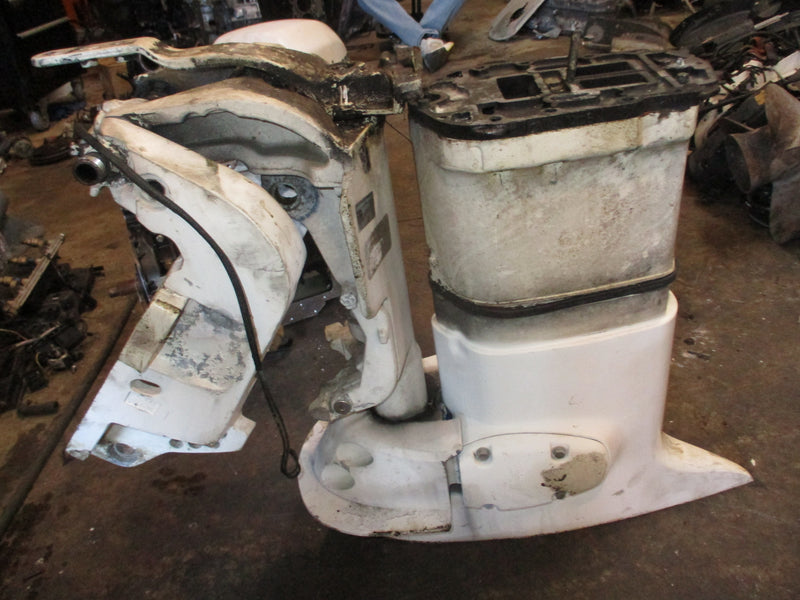 Johnson Ficht 175hp 2 stroke outboard midsection 25"