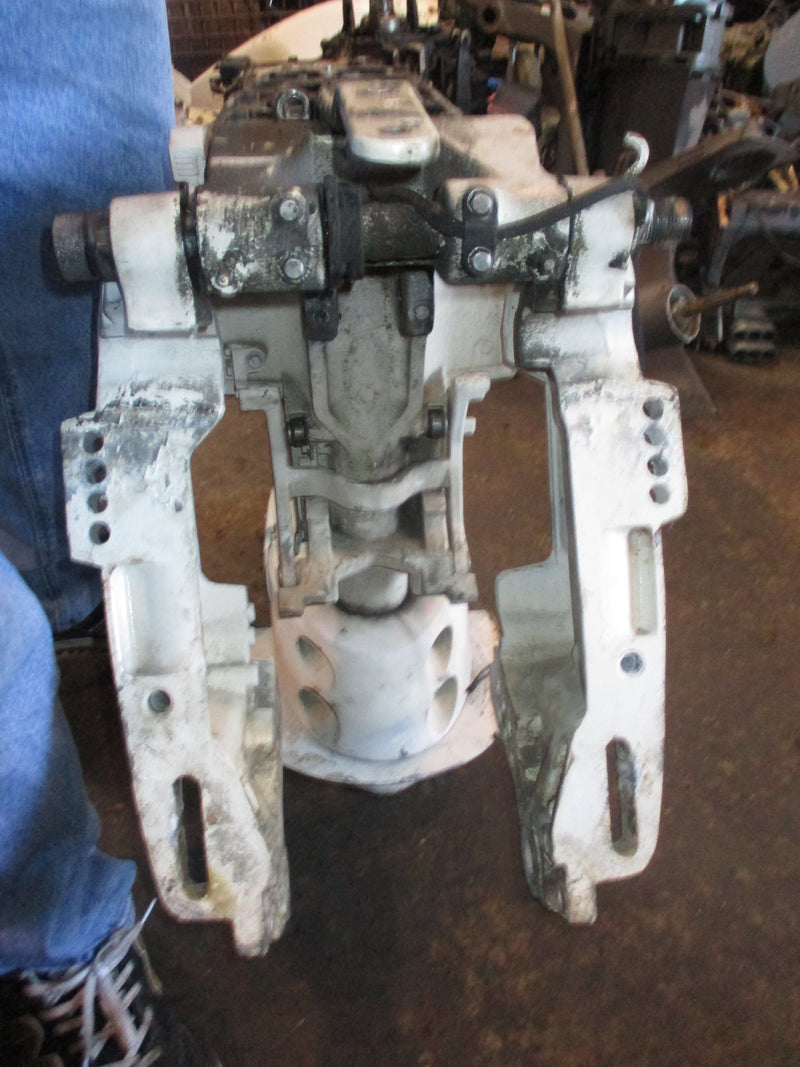 Johnson Ficht 175hp 2 stroke outboard midsection 25"
