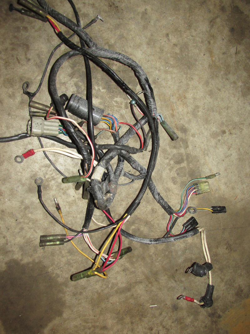 Suzuki DT140 outboard engine wiring harness (36610-94680)