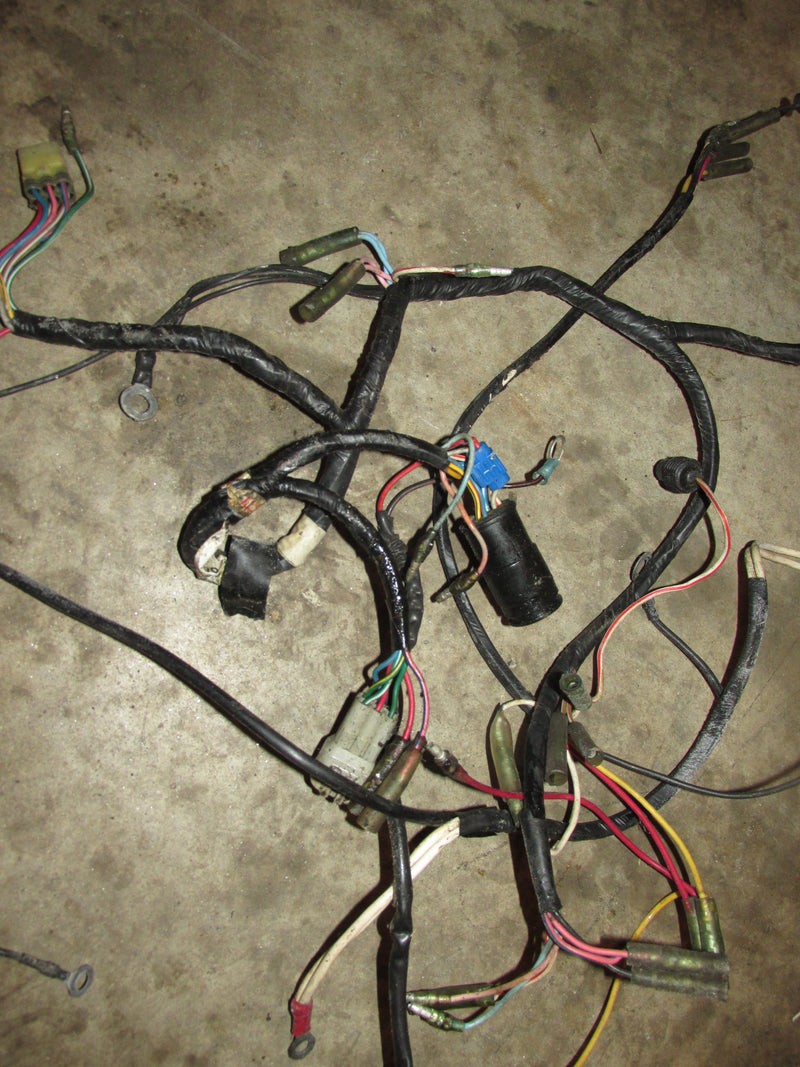 Suzuki DT140 outboard engine wiring harness (36610-94680)