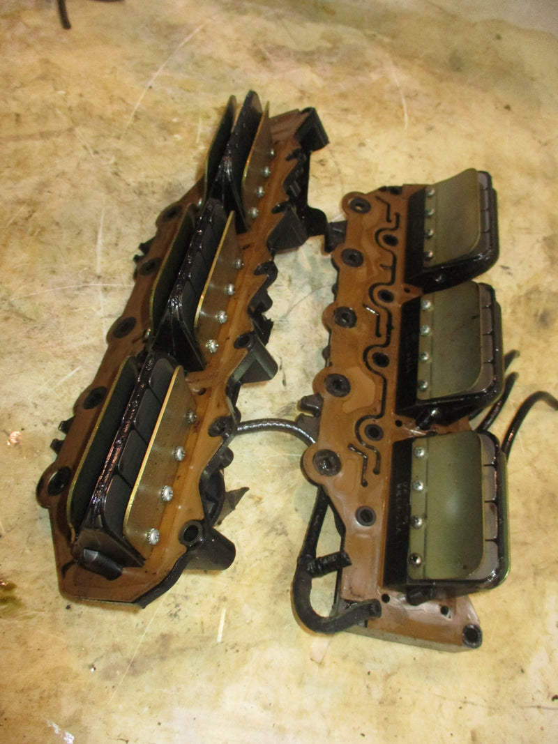 Johnson Ficht 175hp 2 stroke outboard intake manifold with reeds (437591)