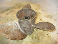 Load image into Gallery viewer, Johnson Ficht 175hp outboard counter rotation stainless propeller 15 x 17
