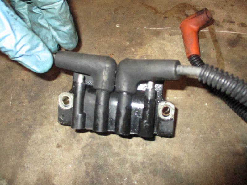 Evinrude Ficht 225hp 2 stroke outboard dual ignition coil (586533)