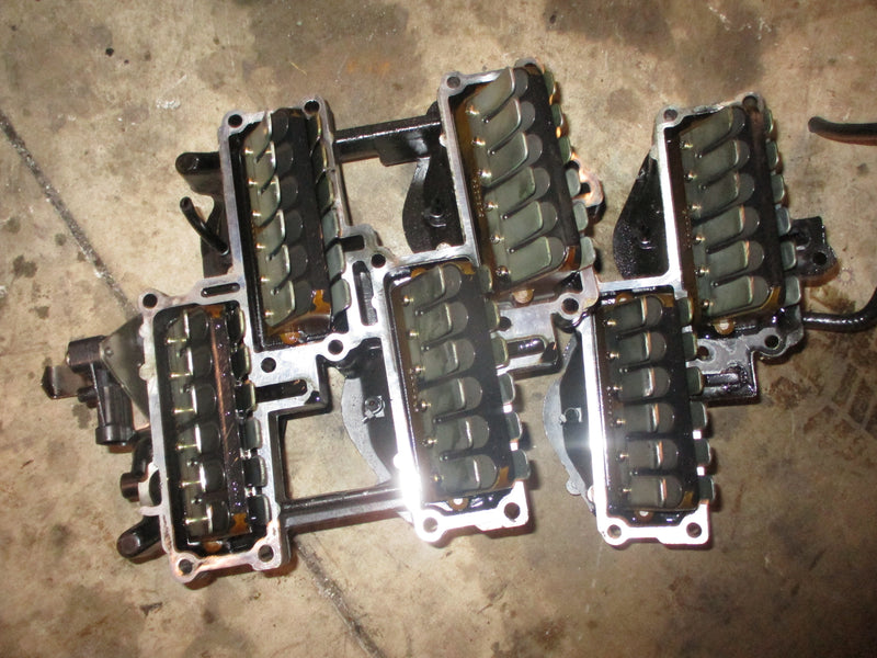 Evinrude Ficht 225hp 2 stroke outboard intake manifold with reeds