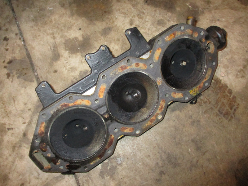 Evinrude Ficht 225hp 2 stroke outboard port cylinder head (5004931)