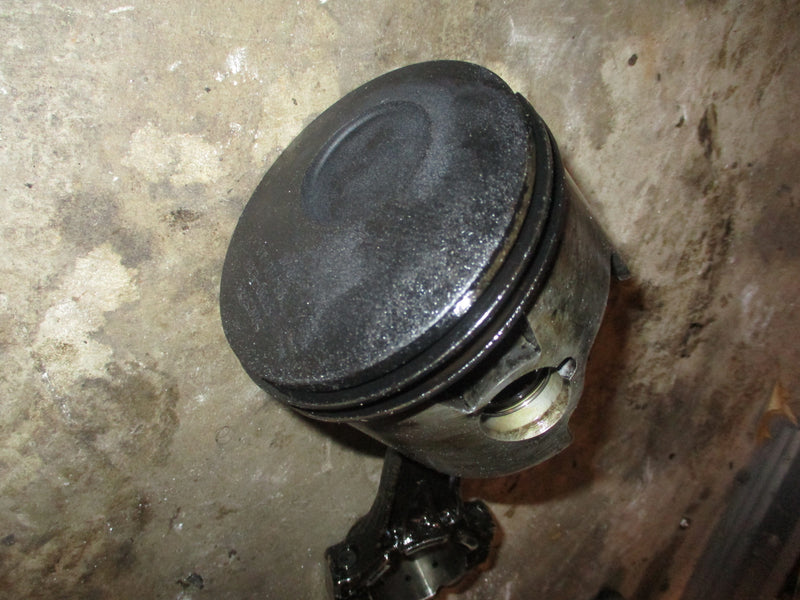 Evinrude Ficht 225hp 2 stroke outboard starboard piston and rod (5005246)