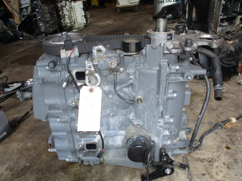 Johnson Suzuki DF70 70hp outboard crankcase powerhead