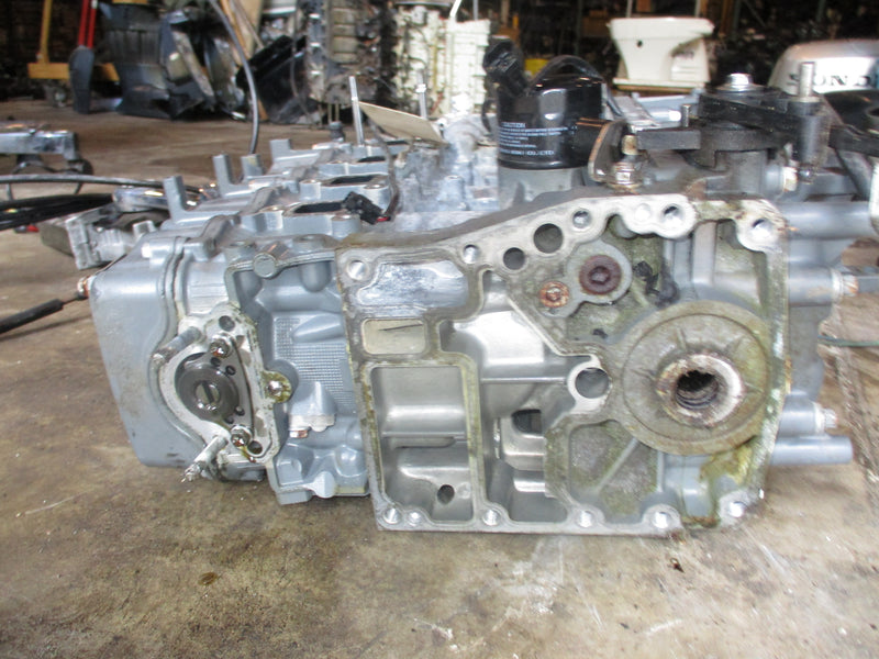 Johnson Suzuki DF70 70hp outboard crankcase powerhead
