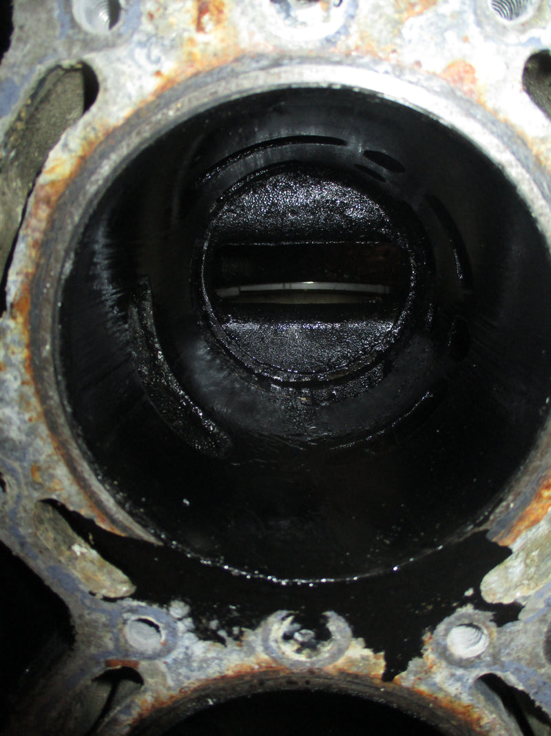 Evinrude Ficht 200hp outboard crankcase block