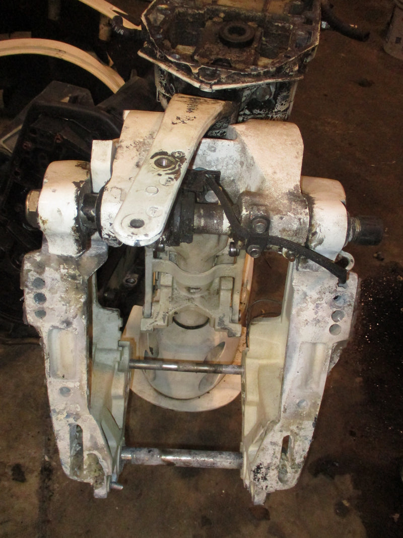 Evinrude Ficht 200hp outboard 25" midsection