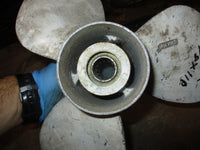 Load image into Gallery viewer, Yamaha outboard aluminum propeller (11 5/8 x 11)
