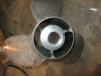 Load image into Gallery viewer, Evinrude 150hp Ocean Pro outboard stainless steel propeller (391290)
