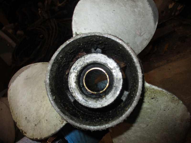 Suzuki outboard aluminum propeller (11.25x15)