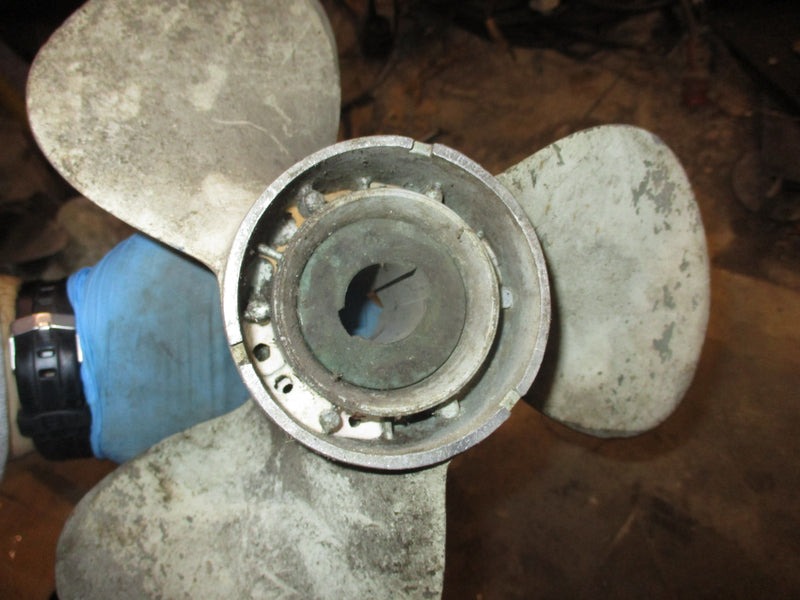 OMC aluminum propeller (306782) (12 1/8 x 14)