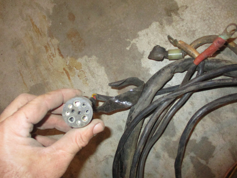 Johnson Evinrude outboard 18' black plug style rigging harness w/ battery cables