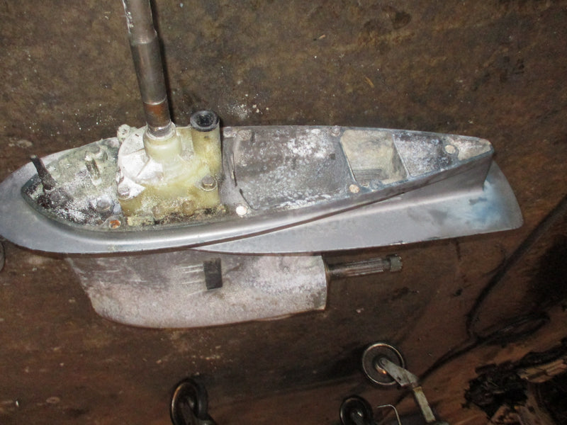 Yamaha 150hp 2 stroke outboard 25" counter rotation lower unit