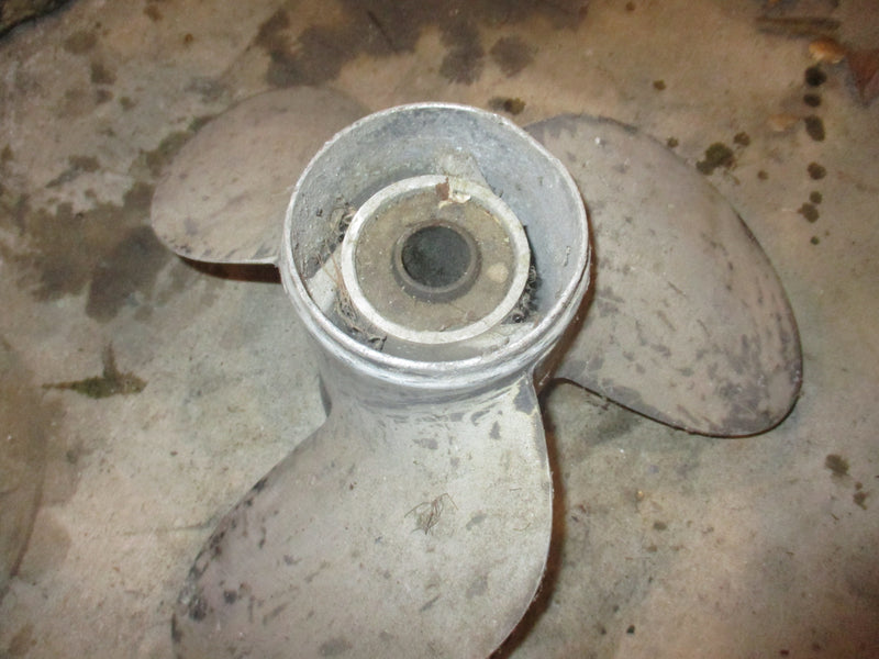 Johnson Evinrude outboard aluminum propeller (15.5x15)