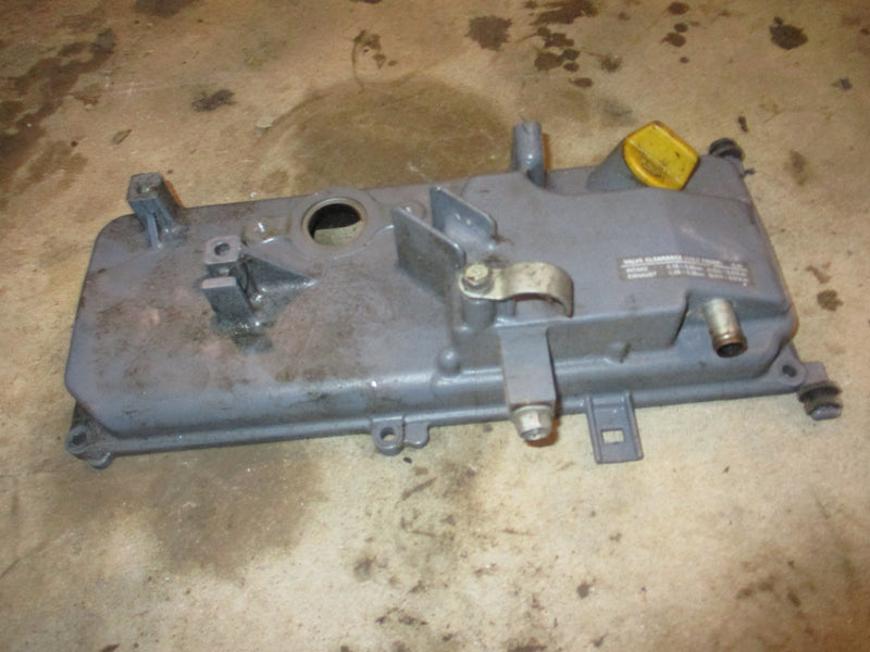 Yamaha outboard cylinder head cover (6L5)