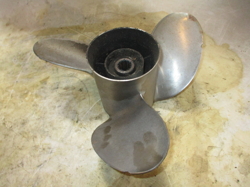 Suzuki DT140hp 2 stroke outboard stainless steel powertech prop