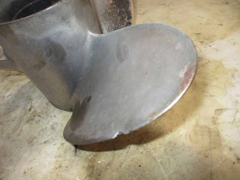 Suzuki DT140hp 2 stroke outboard stainless steel powertech prop