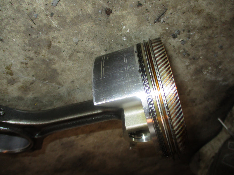 Yamaha Mercury 225hp 4 stroke outboard wiseco piston and rod