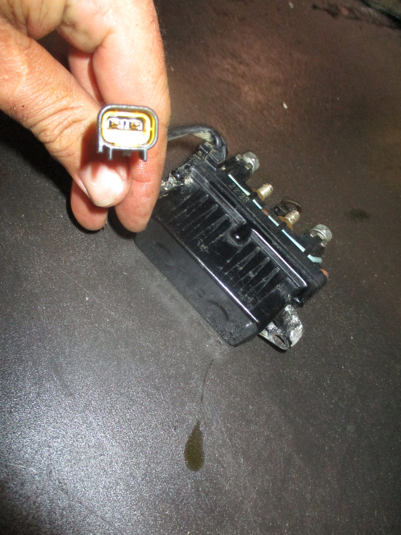 Yamaha Mercury 225hp 4 stroke outboard tilt trim relay