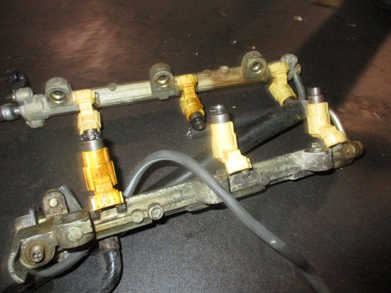 Yamaha Mercury 225hp 4 stroke outboard fuel rail and injector set