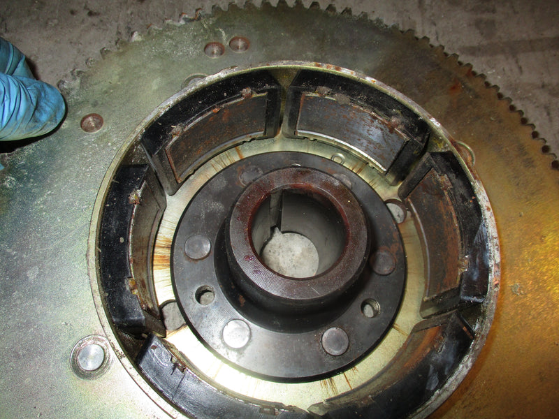 Suzuki DT115 115hp outboard flywheel (32102-94600)