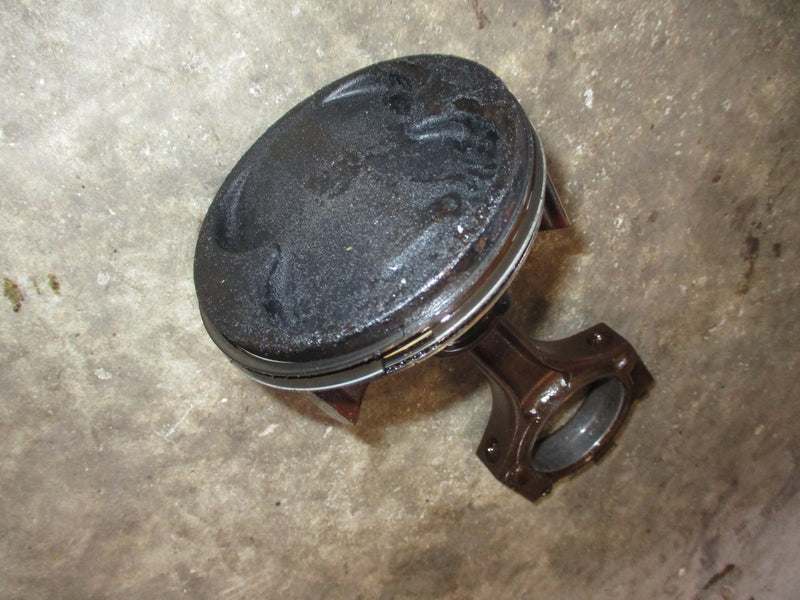 Yamaha 225hp 4 stroke outboard piston and rod (69J-11631-00-B0)