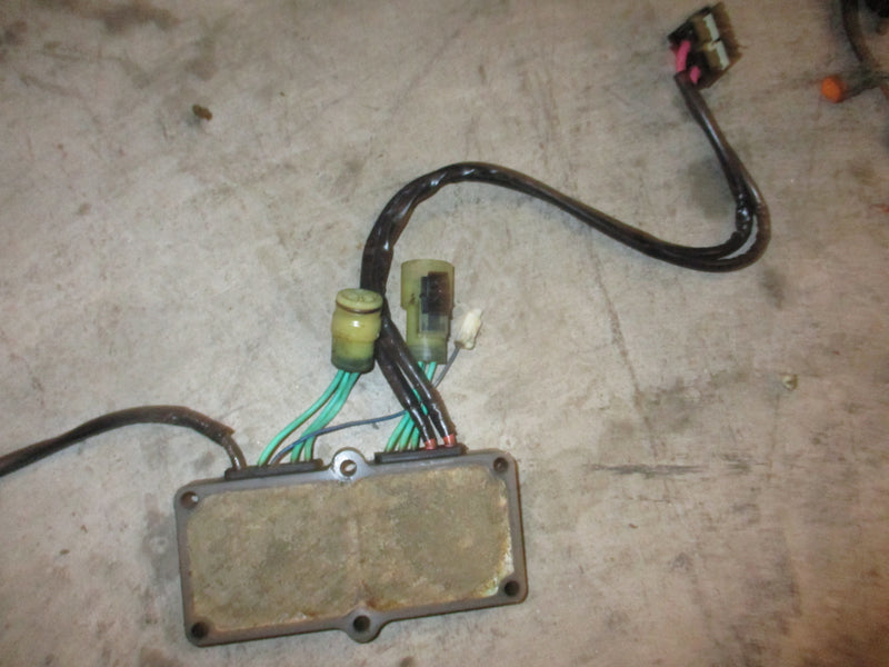 Yamaha 200hp 4 cyl 4 stroke outboard rectifier regulator (6DA-81960-00)