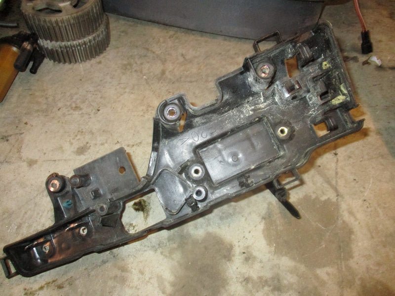 Yamaha 115hp 4 stroke outboard electronics holder (68V-81948-02-00)