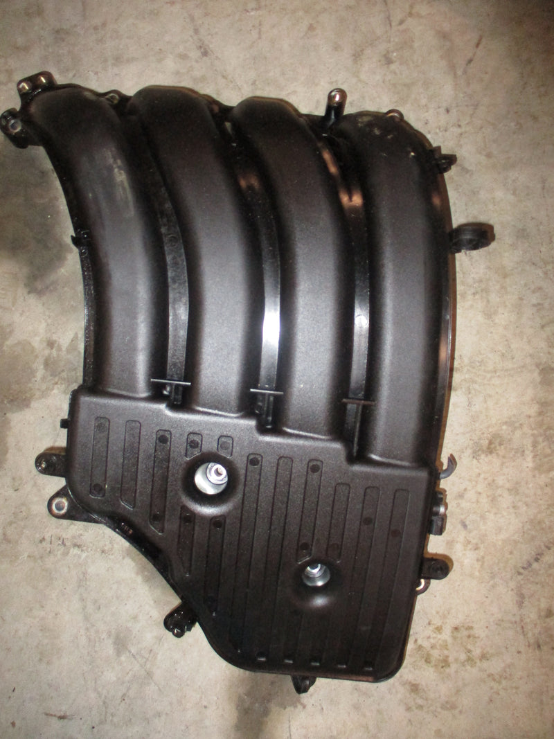 Yamaha 200hp 4 cyl 4 stroke outboard intake manifold (6DA-13641-00)
