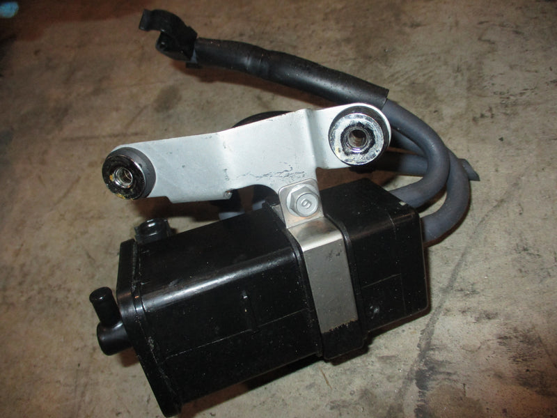 Yamaha 200hp 4 cyl 4 stroke outboard air canister (6P2-24170-00)