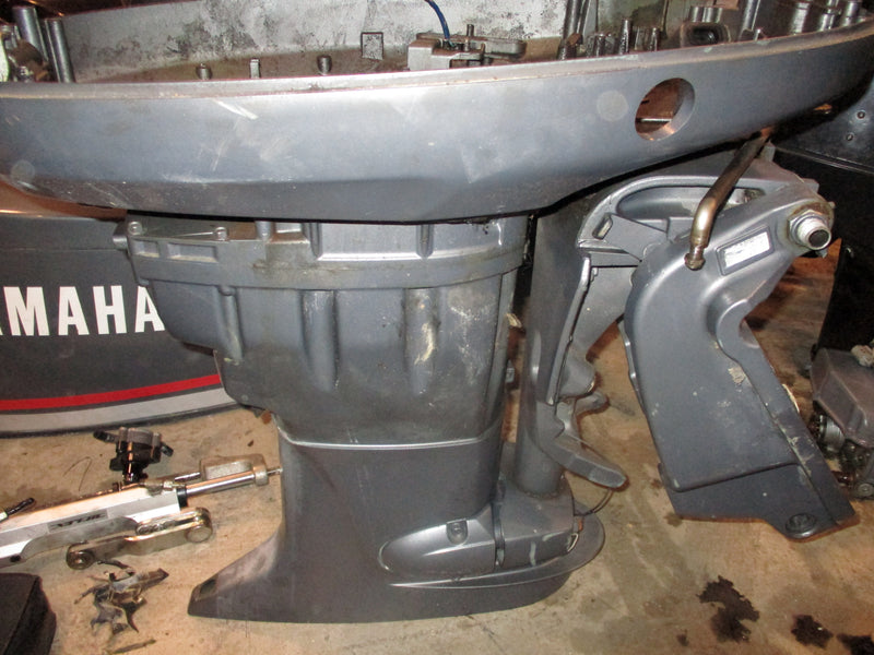 Yamaha 115hp 4 stroke outboard 25" midsection