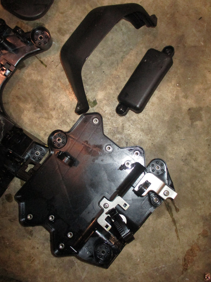 Yamaha VMAX 175hp SHO outboard Electronics holder (6DA-81952-10)
