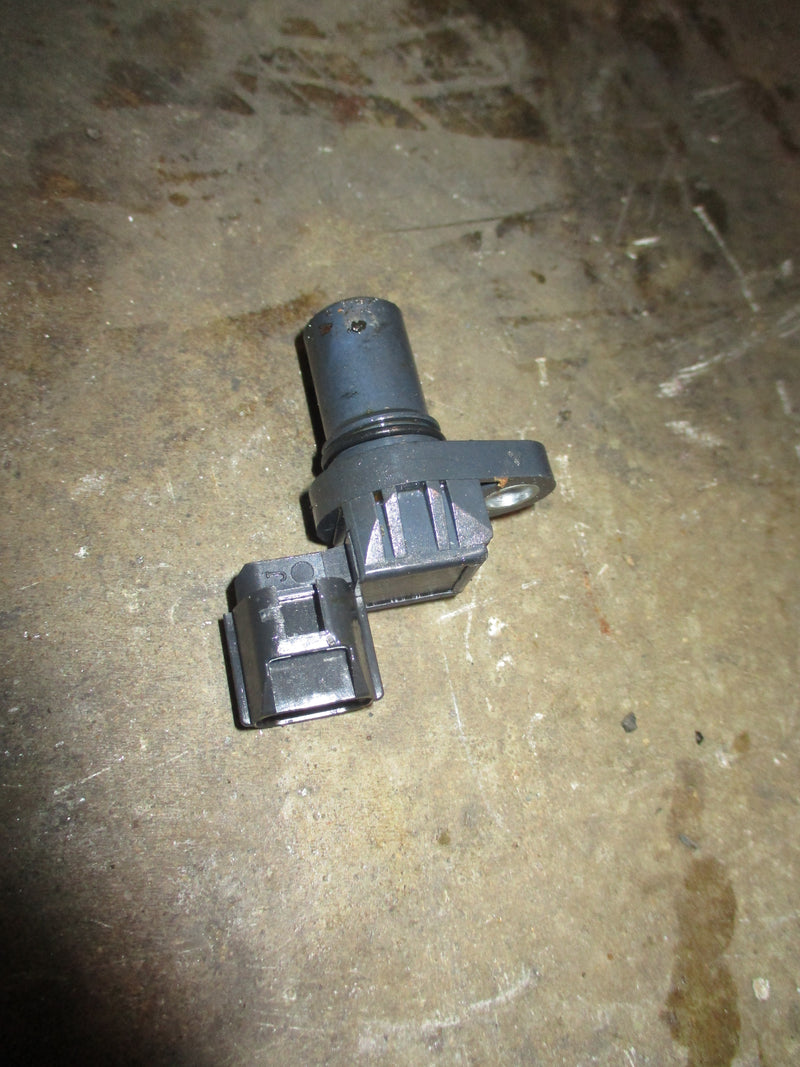 Yamaha VMAX 175hp SHO outboard cam position sensor (6P2-85896-00)