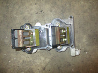 Load image into Gallery viewer, Yamaha 25hp 2 stroke outboard intake manifold with reeds
