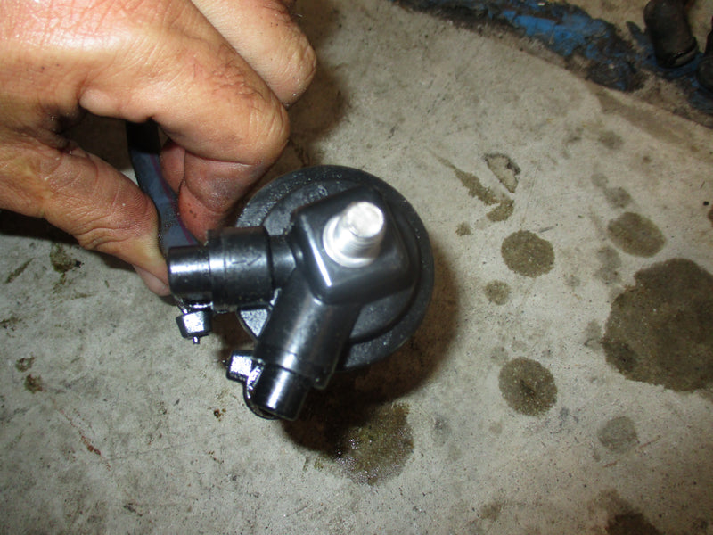 Yamaha 25hp 2 stroke outboard fuel filter (61N-24560-00-00)