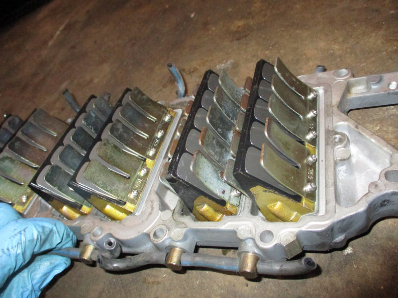 Yamaha VMAX 3.1L 250hp outboard intake manifold w/ reeds (65L-13624-01-15)