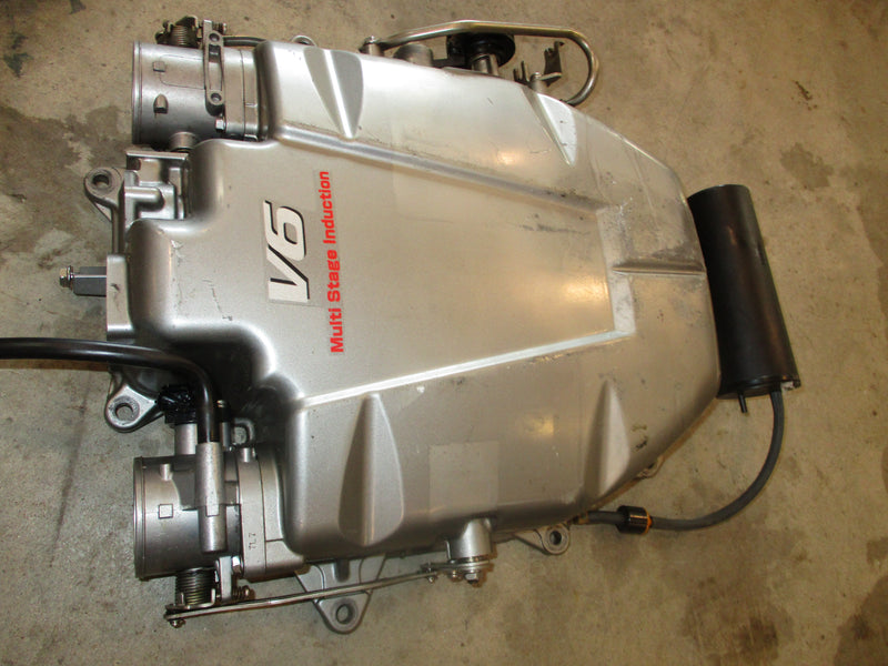 Suzuki DF225 225hp outboard intake collector cover (13140-93J02)