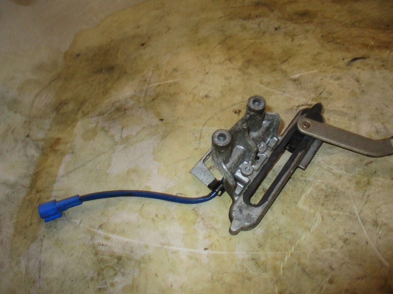 Yamaha 90hp 4 stroke outboard neutral switch and bracket (60V-8259F-00-00)