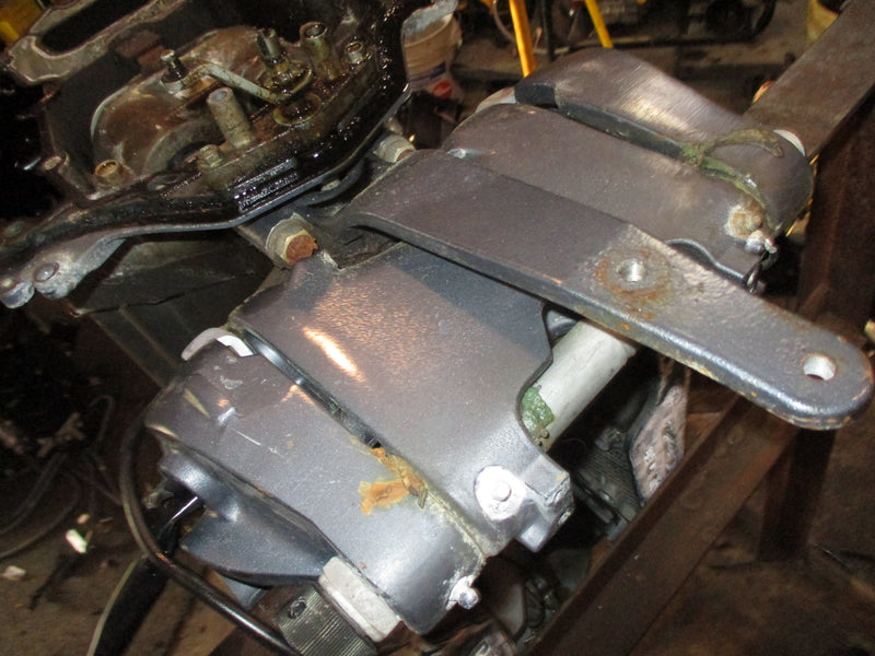 Yamaha 4.2L 300hp 4 stroke outboard 25" midsection