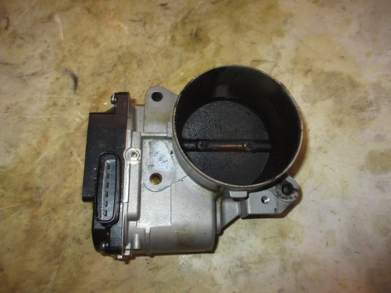 Yamaha 4.2L 300hp 4 stroke outboard throttle body and sensor (6CB-13751-00-00)
