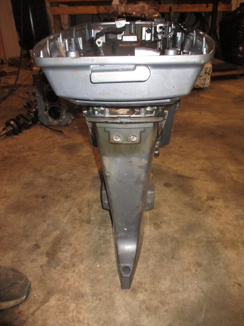 Yamaha 90hp 2 stroke outboard mid section