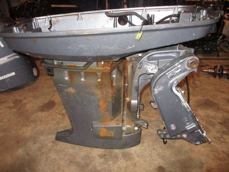 Yamaha 90hp 2 stroke outboard mid section