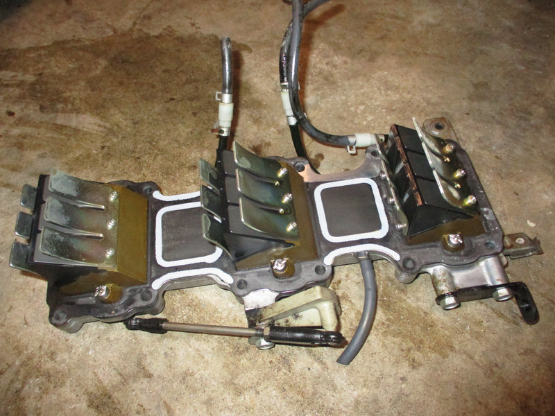 Yamaha 90hp 2 stroke outboard intake manifold with reeds (688-13610-00-00)