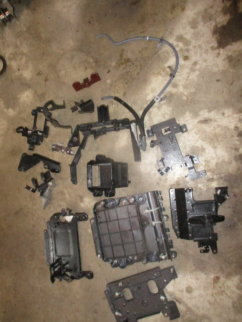 Yamaha 350hp 4 stroke outboard miscellaneous brackets