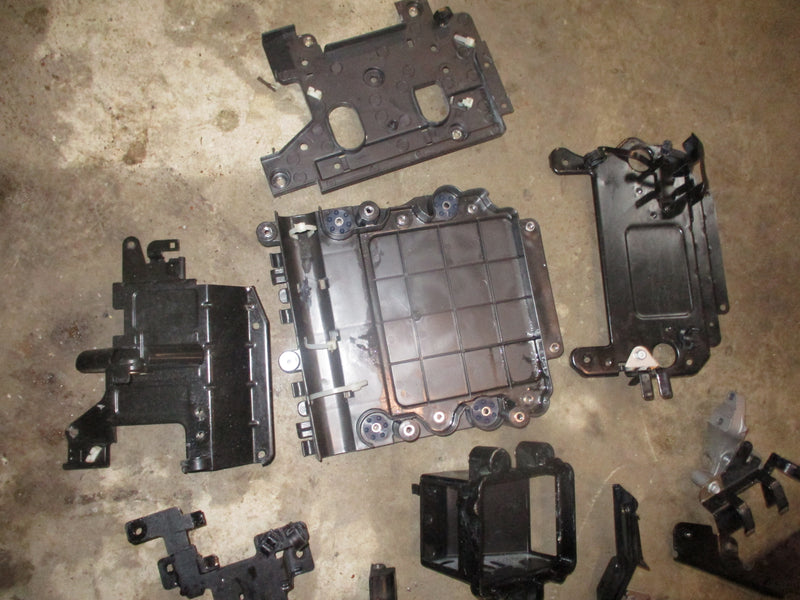 Yamaha 350hp 4 stroke outboard miscellaneous brackets