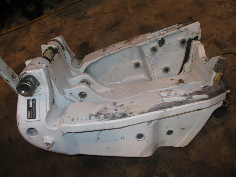 Yamaha 350hp 4 stroke outboard 25" swivel bracket
