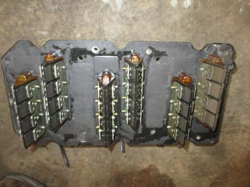 Mercury SWS 150hp 2 stroke outboard intake manifold with reeds